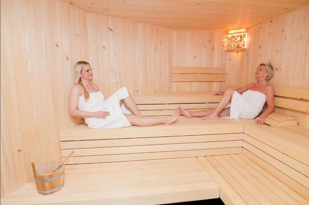 Ikuna Naturresort Natternbach Εξωτερικό φωτογραφία